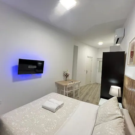 Rooms Quiet Madri Exterior foto