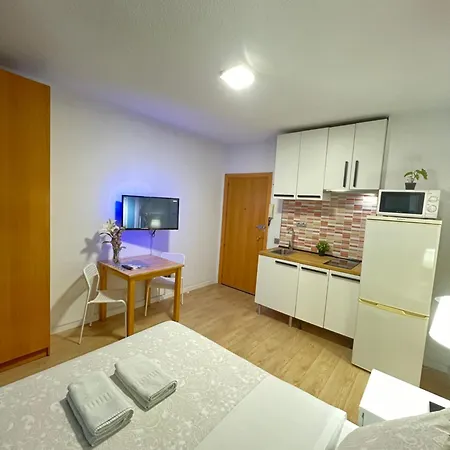 Rooms Quiet Madri Exterior foto