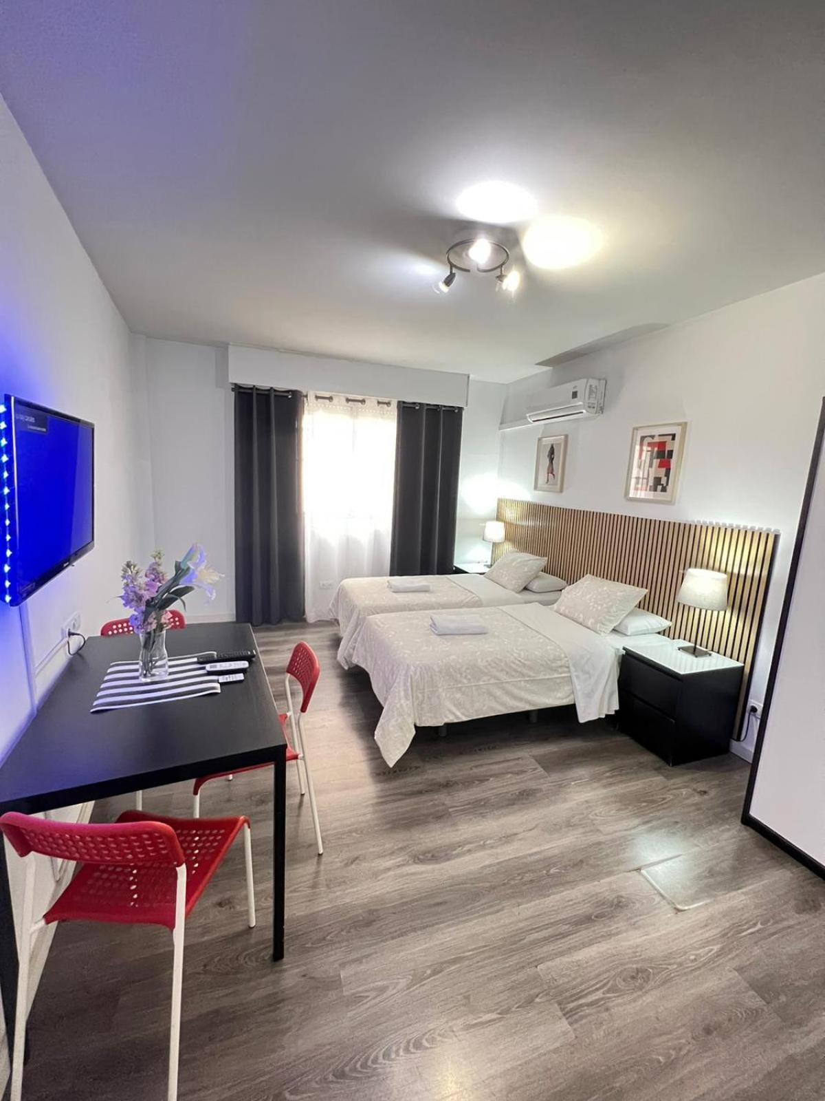 Quiet Apartment *